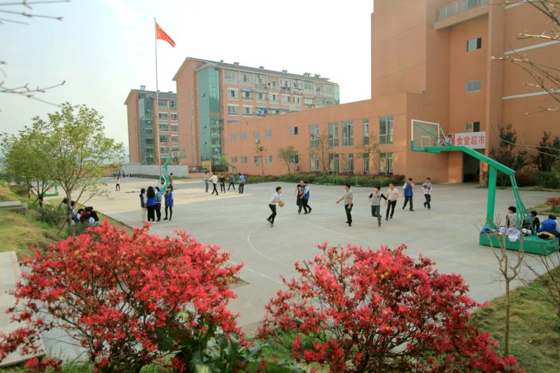 實(shí)訓(xùn)基地1.jpg 實(shí)訓(xùn)基地1.jpg