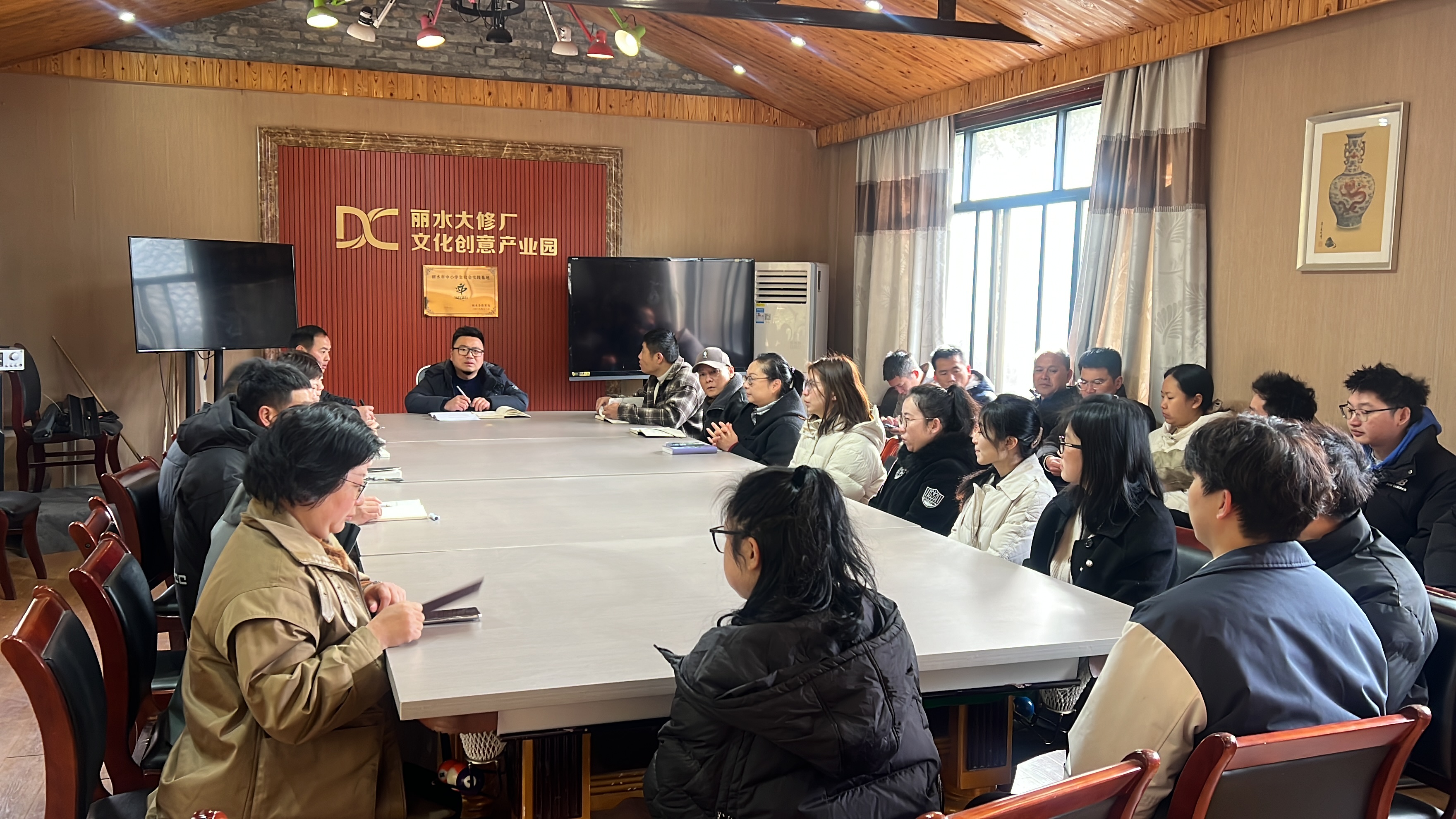 134f44bbf10de8324b08f7f3301a2ad.jpg 134f44bbf10de8324b08f7f3301a2ad.jpg